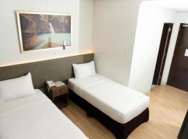 Madison Suites Mactan Cebu，位于Lapu Lapu City的酒店