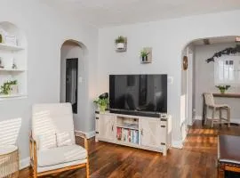 The White Castle - King Bed plus Office