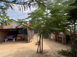 La Paillotte chez Ndoye，位于Ndayane的酒店