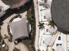 Runik Beach Club & Resort - Adults Only