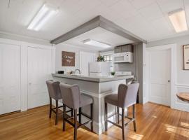 Exeter -1st Floor Large Furnished Two Bed One Bath，位于埃克塞特的酒店