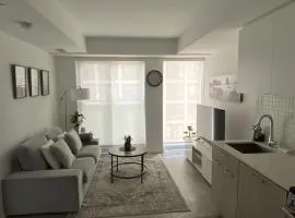 Luxury All-Inclusive One-Bedroom Condo in Downtown