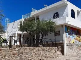 Hotel y Cabañas El Taxho