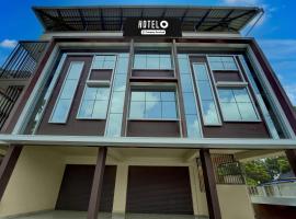 Super Hotel O Engineering College Sreekaryam Formerly B S Plaza，位于Kazhakuttam的酒店