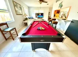 Boutique Stay - Near Beach, PSP4, Billiard or PingPong, Fire Pit, Private Yard