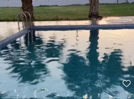 ATAIF ALNAMAAN FARM House，位于拜尔卡的酒店