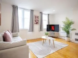 Central | Stylish 1BR Apt near Cardiff Castle