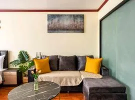 SelfCheckIn Omni Tower Sukhumvit4 NaNa Asoke BTS MRT Hispeed WiFi Pool&Gym