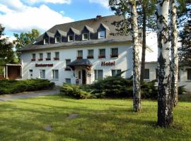 Waldhotel am Stausee，位于Bucha的酒店