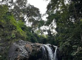 New Garden View，位于马迪凯里的别墅