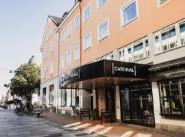 Home Hotel Cardinal，位于韦克舍的酒店