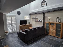 Gastenverblijf Oesj，位于艾斯登的酒店