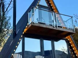 Kuro cottage- A frame