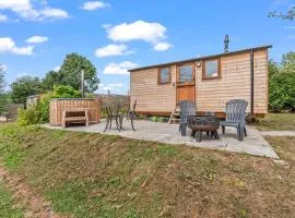 Off-Grid Glamping - Quiet, Starry Escape