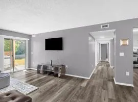 Modern 3BR 2 bathroom Near High Point University & Market Sleeps 6