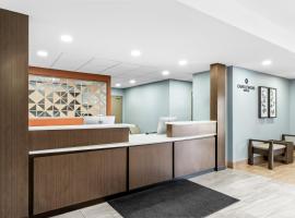Candlewood Suites Victoria by IHG，位于维多利亚的酒店