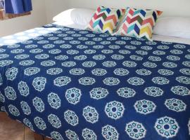 Casitas Las Palmas - Coral de Mar，位于蓬塔米塔的酒店