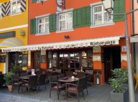 Hotel Iris- Pizzeria Ristorante La Taverna