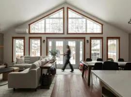 Ski 5 min - Kid Game Room - HotTub