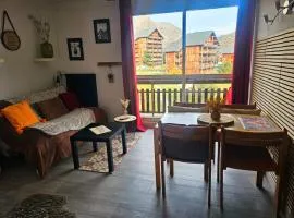 Bois d'aurouze superdevoluy pied des pistes 6 couchages