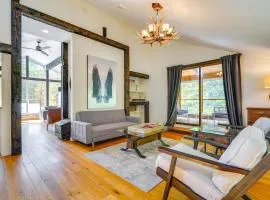 Luxe 5,000 Sq Ft Retreat: 5 Mi to Stratton Resort