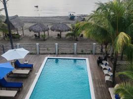 Condominios POSTOMARE，位于特拉的酒店