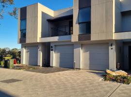 Box hill townhouse，位于Annangrove的酒店