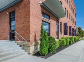 Jackson Park Inn, an Ascend Collection Hotel，位于Pulaski的酒店