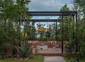 空庭热海伊豆山 ( Soratoniwa Atami Izusan )，位于热海的酒店