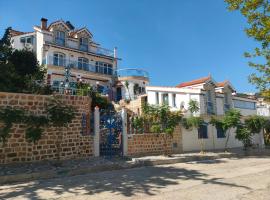 Le Chalet di Tabarka，位于塔巴卡的酒店