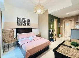 Cozy Studio Unit - Inspiria Condominium Beside Abreeza Mall