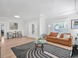 Bay Area Escape- Sleeps 8-Near SF , Oakland, and Napa