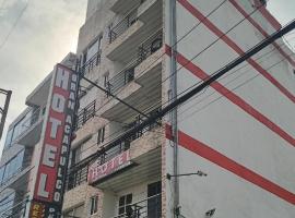 Hotel gran acapulco M&A，位于巴尔博萨的酒店