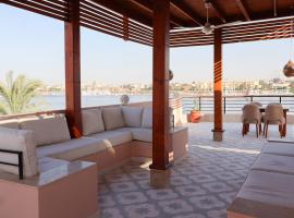 Boutique hotel Neferu Stay，位于卢克索的酒店