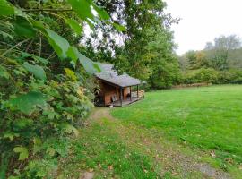 Gîte Chalet Morvan Bourgogne，位于Corancy的酒店