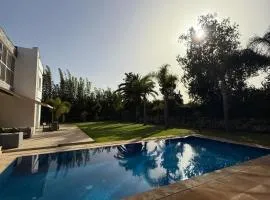 Villa 9- luxurious 5 bedrooms villa in the heart of Ambassadors