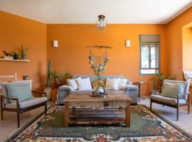 Galilee sea View with Heated Pool，位于Arbel的酒店
