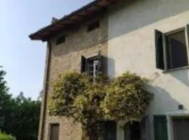 Ampia stanza nelle campagne parmensi