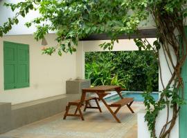 Tropical Allure by Tequila Holidays，位于帕杜克的酒店