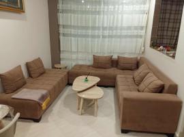 Very well located F1 studio，位于特莱姆森的酒店
