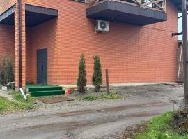 River House Hotel，位于Romny的酒店