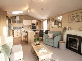 Starlings Nest at Hamilton Lodge