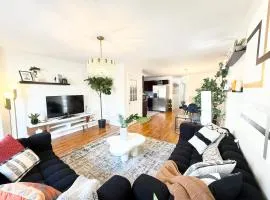 Luxury 3BR 2BA Retreat NYC Getaway Free Parking