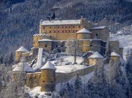 Der Burgblick-Adults Only，位于韦尔芬的酒店