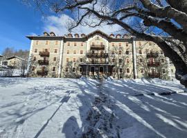 Grand Hotel Ceresole，位于切雷索莱雷阿莱的酒店