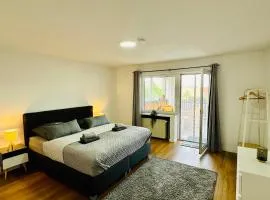 Traumhafte 115 qm Ferienwohnung am Steinhuder Meer, Ruhig, Komfortabel, Loggia, Parkplatz, WiFi