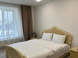 Rise Світла квартира у новобудові біля Центру