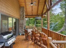 Winter Deal! 2 Master Suites, Fireplace, Hot tub