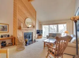 Bellaire Townhome on Summit Mtn with 2 Balconies!