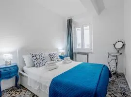 Le Finestre Sul Borgo 1 - Very near to Piazza Garibaldi and the Cathedral